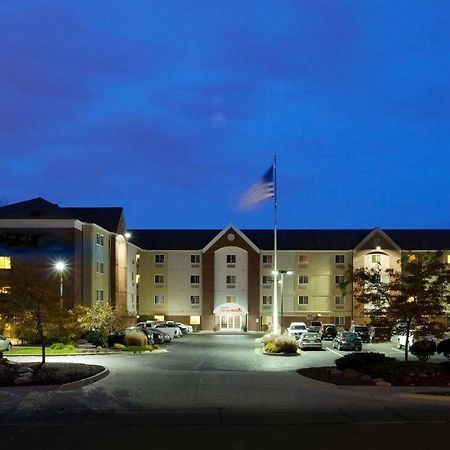 Sonesta Simply Suites Cleveland North Olmsted Airport Exterior foto
