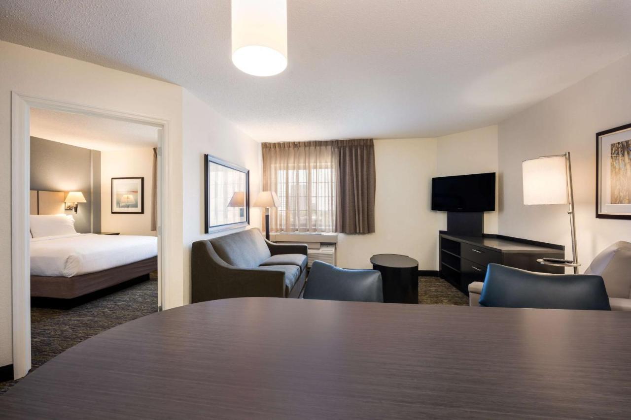 Sonesta Simply Suites Cleveland North Olmsted Airport Exterior foto
