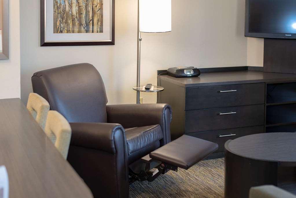 Sonesta Simply Suites Cleveland North Olmsted Airport Habitación foto