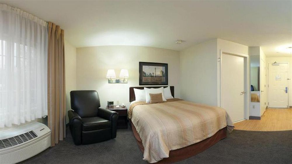 Sonesta Simply Suites Cleveland North Olmsted Airport Exterior foto